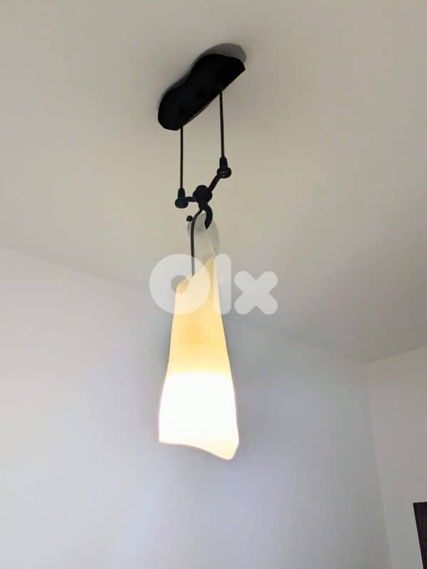 Ceiling light fixture – very good condition 0