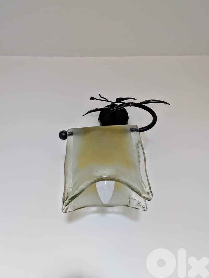 Wall light fixture – very good condition 0