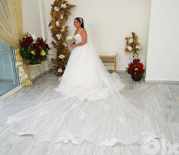 bridal dress 0