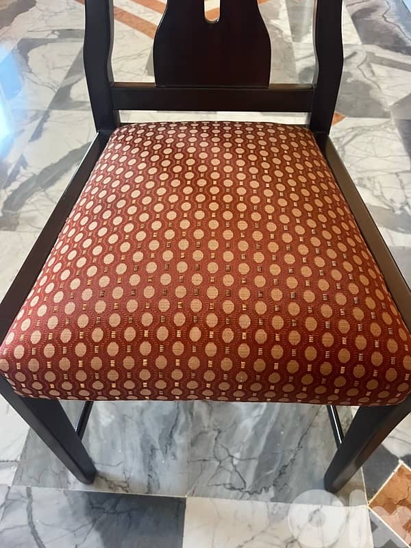 7 chairs not used in good condition 4