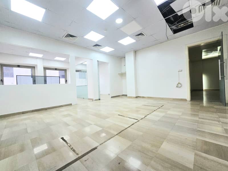 RAO26-5049 Office for Rent – Downtown | 105 m² 0