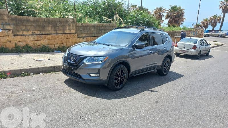 Nissan Rougue 2018 midnight edition-Like new-سعر مغر جدا 0