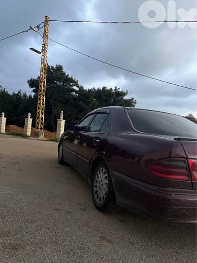 Mercedes-Benz E-Class 1996