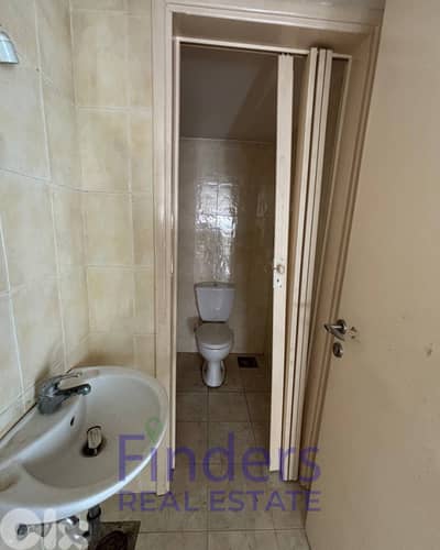 Shop for rent in Baouchriye!  محل تجاري للإيجار في البوشرية!