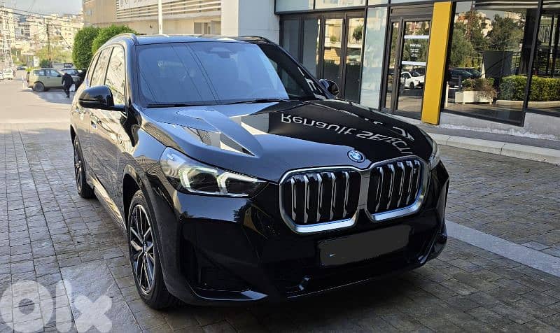 BMW iX1 2024 0