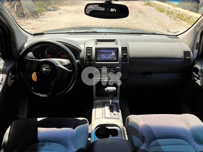 Nissan Pathfinder SE 2005