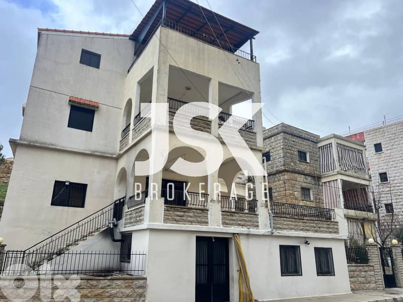 L21053 - A 1,090 SQM Building For Sale in Bhamdoun 0