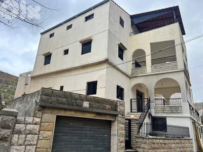 L21053 - A 1,090 SQM Building For Sale in Bhamdoun