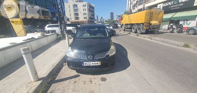 Nissan Tiida 2008