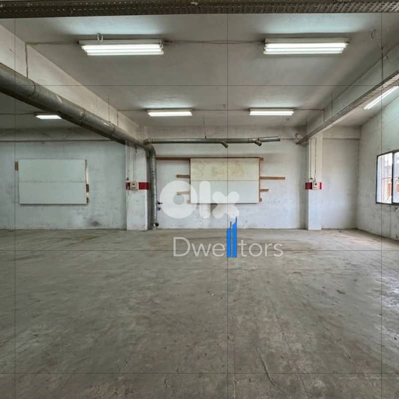 Warehouse for rent in DEKWANEH - 1750 MTS2 - 4.5 MT Height 0