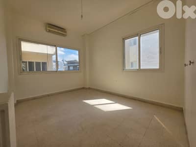 L21060 - Spacious Apartment For Sale in Horsh Tabet
