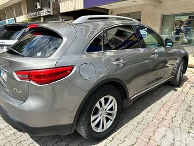 Infiniti Fx series 2011