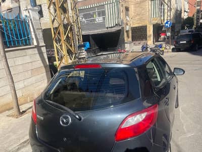 Mazda 2 2009