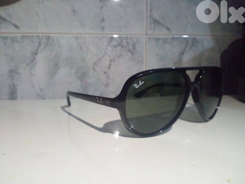 Ray ban glasses 1