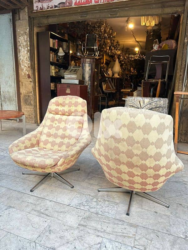 Mid-century lounge chairs,  swivel chairs 1970's 5