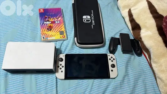 Nintendo switch oled white