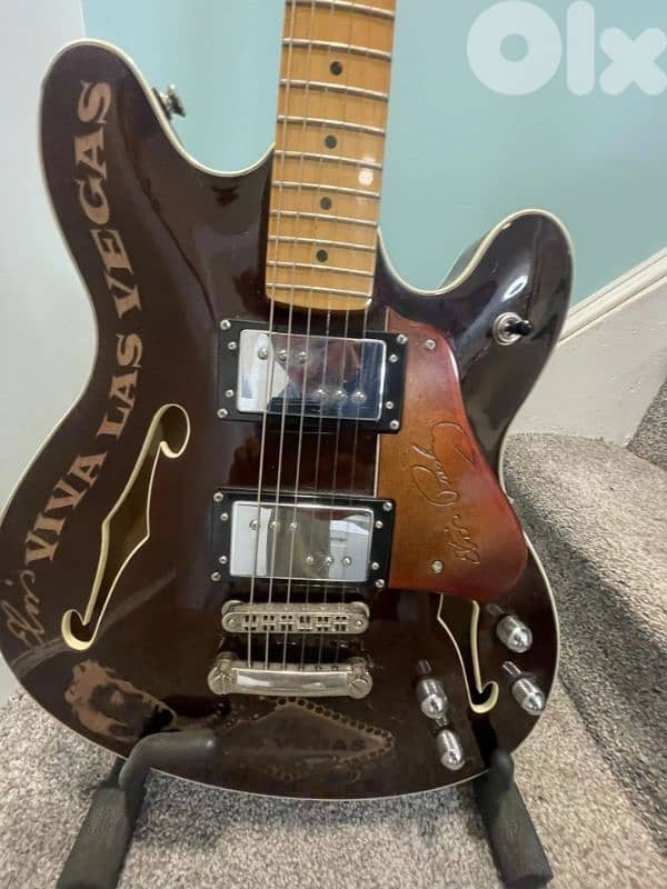 ELVIS PRESLEY Fender Electric Guitar 1 OF 1 0