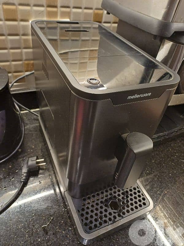 mellerware coffe machibe full automatic بتطحن قهوة 1