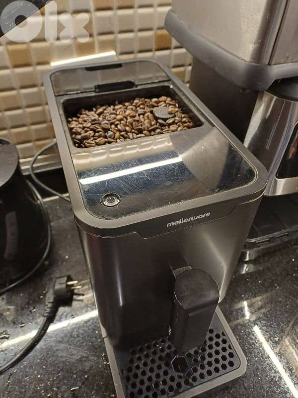 mellerware coffe machibe full automatic بتطحن قهوة 2