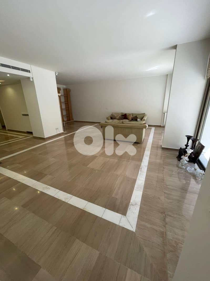 470 SQM APARTMENT FOR RENT IN ACHRAFIEH |RB 0