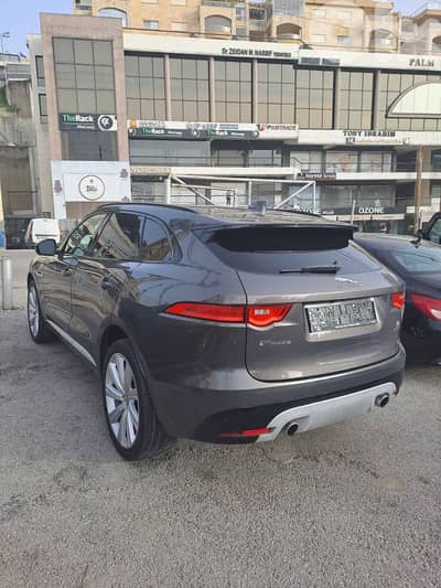 Jaguar F-Pace 2017