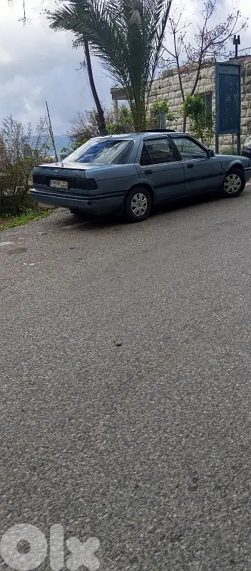 هوندا أكورد 1987