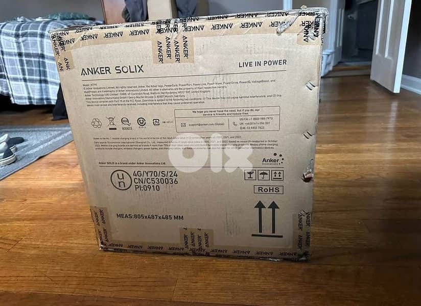 Anker Solix F3800 Portable Power Station with 400w Solar Panel 2