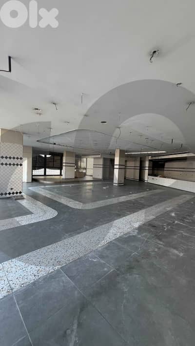 Showroom/Dbaye/ضبية/ prime location/ REF#KD135330 !