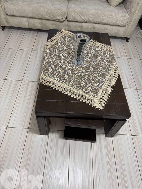 salon like new ma3 tawlit nos b 500$ 4
