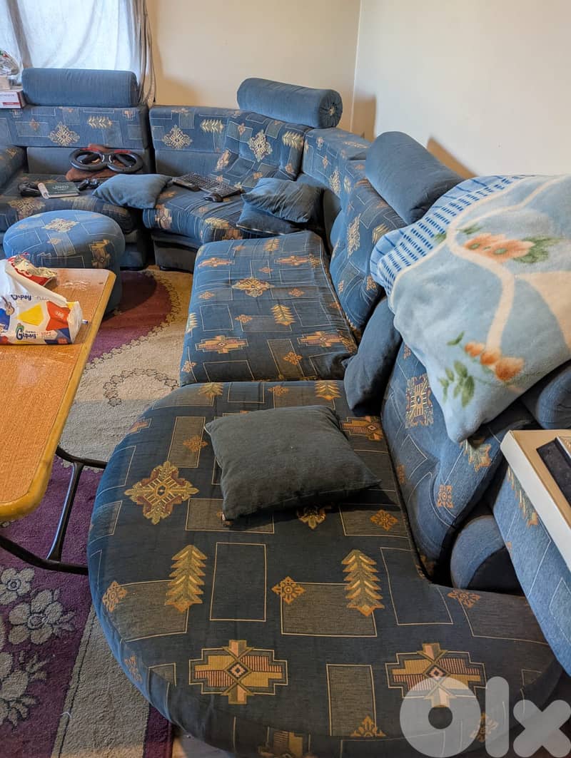 Corner Sofa + Coffee table 0