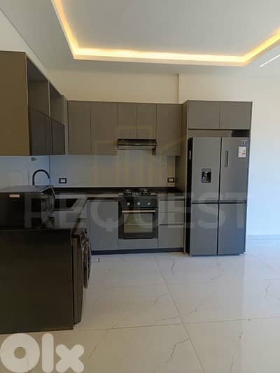 Apartment For Rent in Sakiet El Janzeer شقة للايجار في ساقية الجنزير
