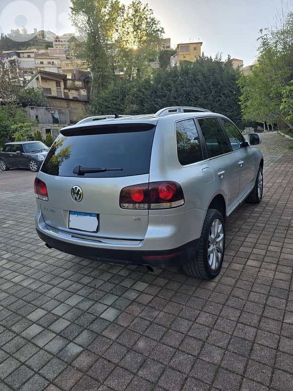 Volkswagen Touareg 2010 0