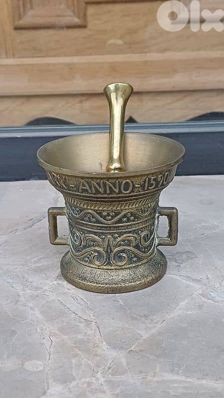 antique 0