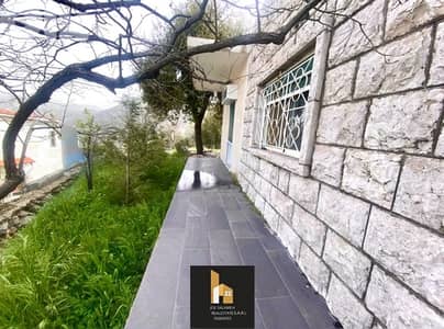 Stand Alone 200m2 for sale in Feytroun built on 580m2 Land/فيطرون