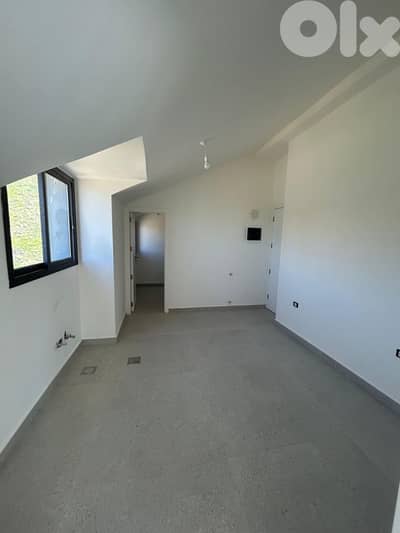 Rooftop For Sale in Fanar -روف توب للبيع في الفنار