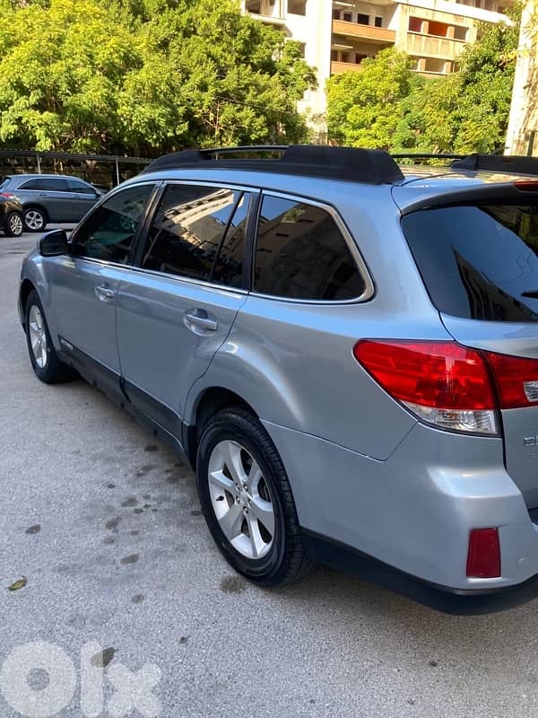Subaru Outback 2013 0