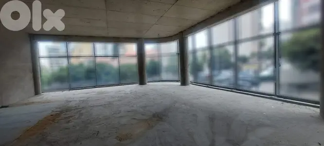 Spacious Showroom for Rent in Fiyadiye صالة عرض واسعة للإيجار