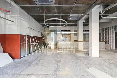 Retail For Rent In Mar Mikhael | محل تجاري للإيجار في مار مخايل