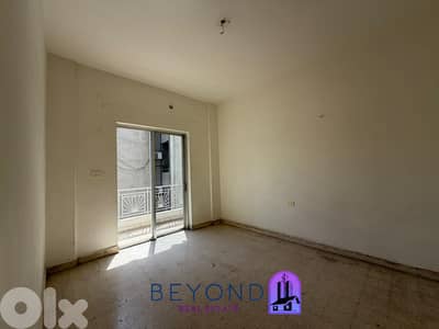 Apartment for sale in Hamra   /شقة للبيع في الحمرا