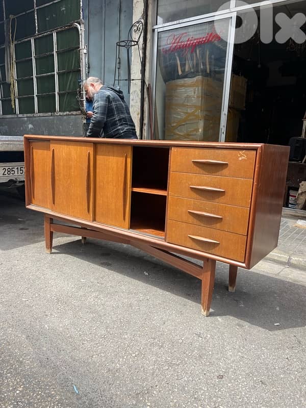 vintage danish teak sideboard with beautiful grain and warm mid centur 3