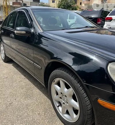 Mercedes-Benz C-Class 2002 Mercedes-Benz C-Class 2002