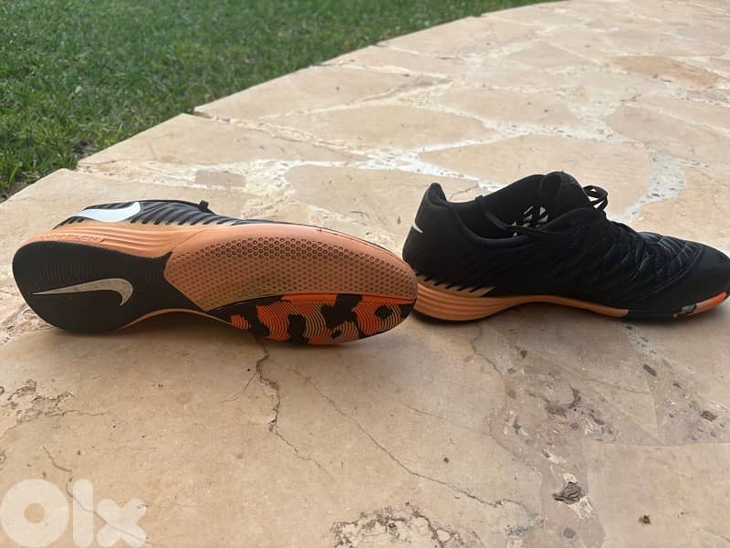 Lunar Gato 2 Black/Peach Futsal - IC 3