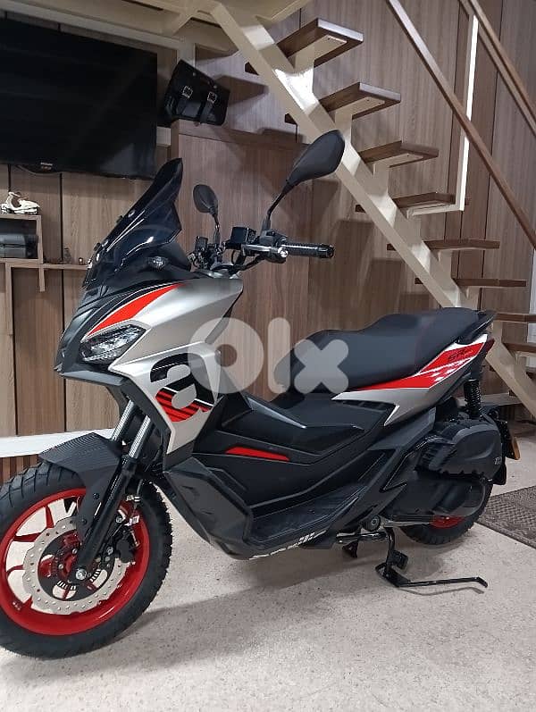 Aprilia SR 200GT 2026 Abs Traction Control water-cooled full led 1