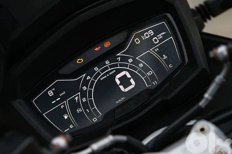 Aprilia SR 200GT 2026 Abs Traction Control water-cooled full led 14