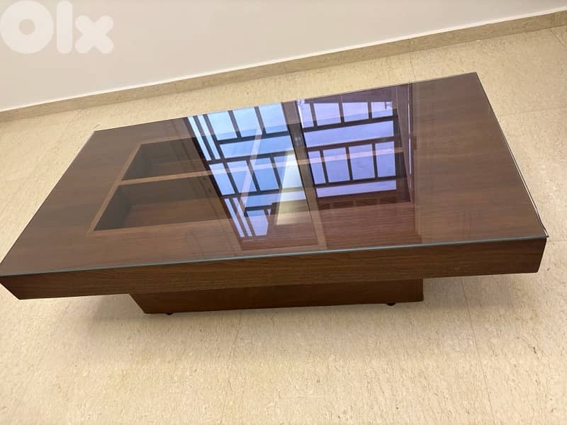 Wood table 0