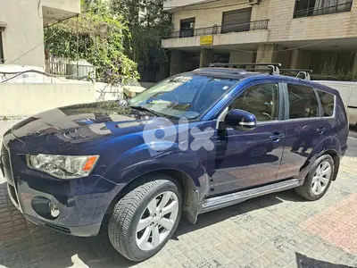 Mitsubishi Outlander 2012