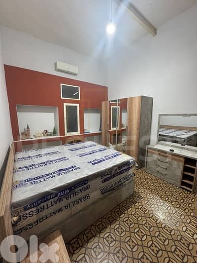 Apartment For Rent in Furn El Chebbak شقة للايجار في فرن الشباك