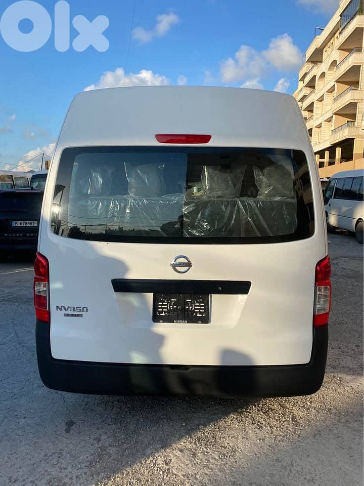 Nissan Urvan-van 2017 4
