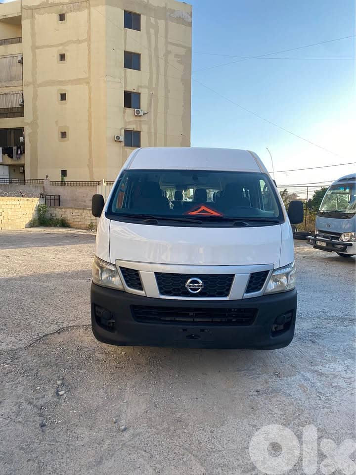 Nissan Urvan-van 2017 5