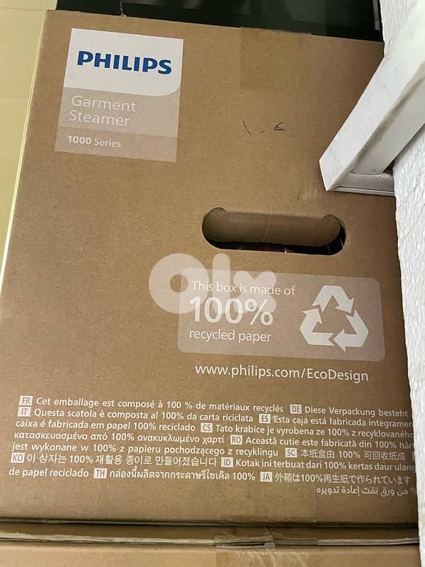 Philips Garment Steamer 1000 Series - 1800W, 1.8L 1